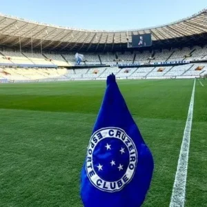 Cruzeiro x Chapecoense: escalações e onde assistir ao jogo do Brasileirão