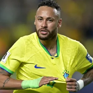 Neymar será convocado para a Copa do Mundo, crava Michel Bastos