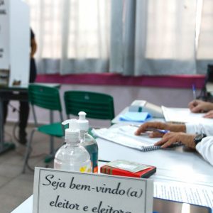 Eleições 2026: eleitor pode se inscrever para ser mesário voluntário