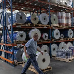 Em segunda leitura, PIB dos EUA é revisado para baixo a 1,6% no 1º tri