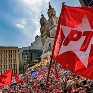 PT deve ter 12 candidatos em disputas por governo estaduais