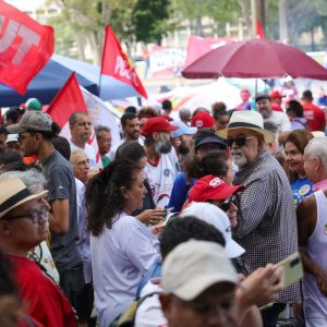 Sindicatos realizam ato pelo direito ao descanso e fim da escala 6×1