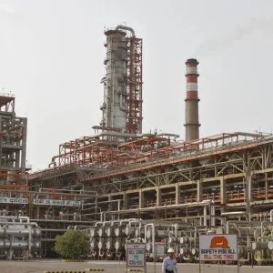 Índia recorre a importações de petróleo da América Latina e da África