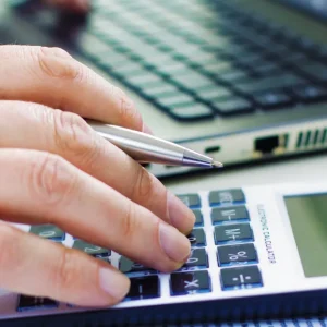 Saiba como usar a regra 50/30/20 para organizar o orçamento