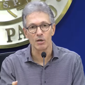 Zema defende alterar leis que regulamentam trabalho infantil no Brasil