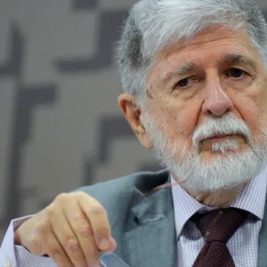 Celso Amorim diz que “equiparar crime organizado a terrorismo não é útil”