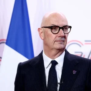 G7 concordou em lidar com desequilíbrios comerciais, diz ministro da França