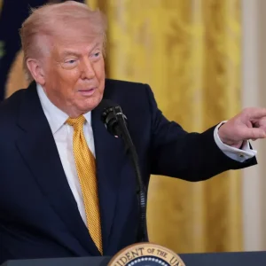Trump afirma que EUA podem precisar atacar Irã novamente