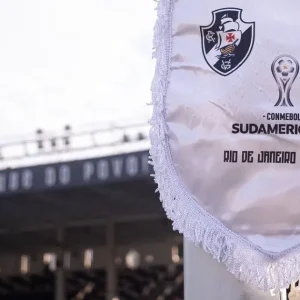 Vasco x Barracas Central: veja as escalações para o jogo da Sul-Americana