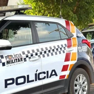 Confusão familiar termina em tapa no rosto, celular arrancado e caso de violência …