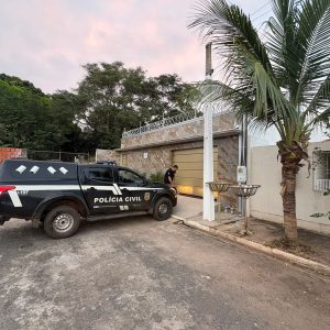 Policial militar suspeito de comandar esquema de roubo de drogas para facção é alvo de operação em MT