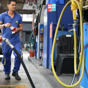 Governo abre crédito de R$ 550 milhões para subsidiar diesel