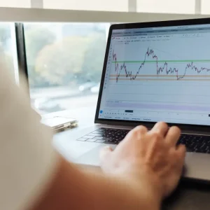ETFs de renda fixa atraem fluxo recorde de investidores