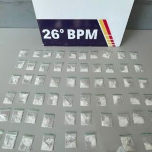 PM derruba boca de fumo e apreende cocaína, maconha e pasta base | Cliquef5