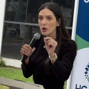 Janaina participa de homenagem à profissionais da saúde do SUS em Rondonópolis
