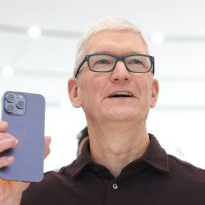 Apple quer autorização de Trump para usar memórias de fabricantes chineses