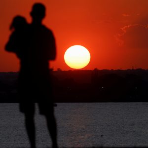 Calor extremo atinge 1 bilhão de pessoas a mais que nos anos 1970, aponta estudo