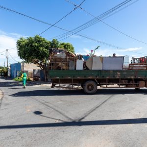Operação Cata-treco atenderá 14 bairros em Cuiabá nesta semana; confira lista