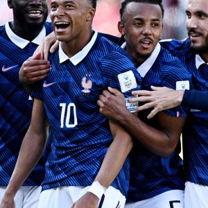 França vence Senegal por 3 a 1 na estreia do Grupo I da Copa do Mundo