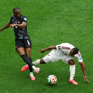 Ismaël Koné: Fratura na tíbia e por que ele saiu sorrindo do campo