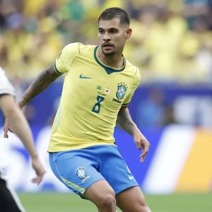 Bruno Guimarães é o jogador com mais assistências na Copa; veja ranking