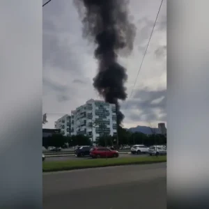 Helicópteros teriam se chocado no ar em acidente na zona Sudoeste do Rio