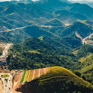 Governo inaugura primeira etapa da rodovia na Serra das Araras, no Rio