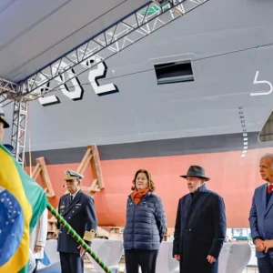Lula pede minuto de silêncio por mortos em terremotos na Venezuela