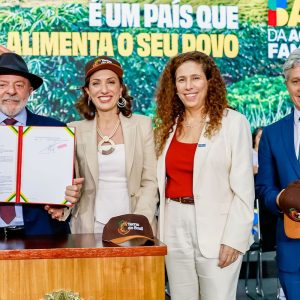 “Melhor arma que um país pode ter é alimento”, diz Lula