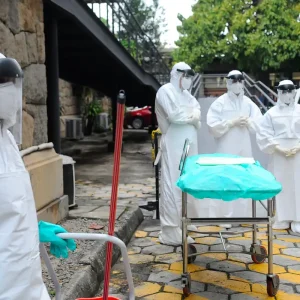 Três morrem no Quênia em protestos por instalação de centro para ebola