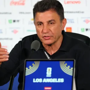 Técnico do Irã aponta dificuldades enfrentadas pela seleção durante a Copa