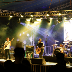 Dia do Rock em Nova Mutum terá música, carros antigos e praça de alimentação