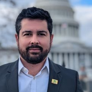 Paulo Figueiredo diz que mulheres “votam mal” e critica Michelle Bolsonaro
