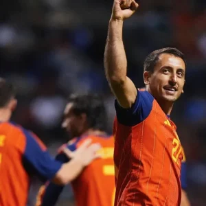 Espanha vence Peru e chega embalada para a Copa do Mundo