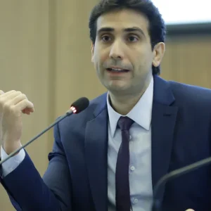 Galípolo: Problema com comunicado foi excesso de explicação, não falta
