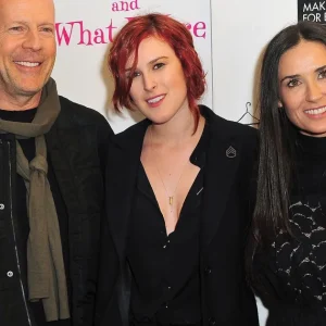 Rumer Willis conquista guarda da filha após disputa judicial com o ex