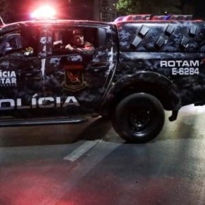 Mulher é agredida após discussão em carro de aplicativo e suspeito é preso em flagrante em Sinop