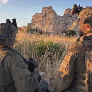 Exército de Israel anuncia redução “temporária” de forças no Líbano