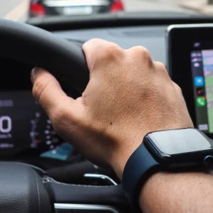 Mobilidade elétrica aproxima jovens do crédito planejado para compra de veículos