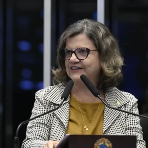 Governo espera encontro entre Teresa Leitão e Alcolumbre nesta semana