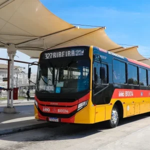 Sindicato mantém greve de ônibus no Rio até segunda-feira (6)