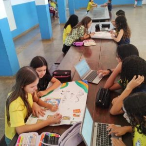 EM Primavera promove atividade sobre a história das Copas do Mundo e o protagonismo do Brasil