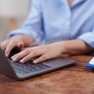 Home office e saúde mental: estudo associa trabalho à solidão
