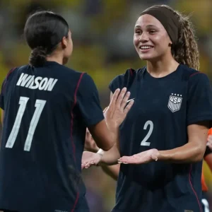 Em jogo tenso, EUA batem Brasil e interrompem boa fase da Seleção Feminina