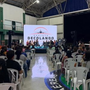 Estudantes da Rede Estadual iniciam programa para formar pilotos civis em MT