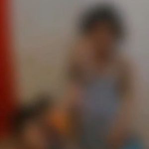 7 crianças são encontradas abandonadas em casa de MT