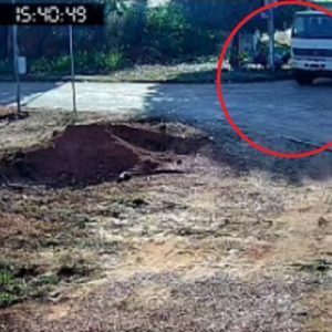 Motociclista morre após ser atingido por caminhão em MT