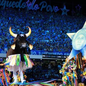Boi Caprichoso vence o Festival de Parintins por menos de um ponto