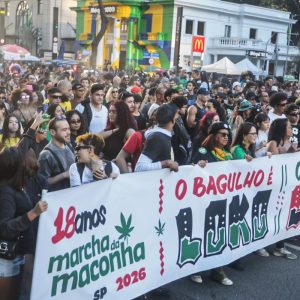 Marcha em São Paulo pede legalização da maconha