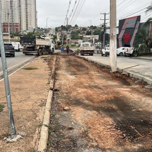 Avenida Arquimedes Pereira Lima tem intervenção no trânsito